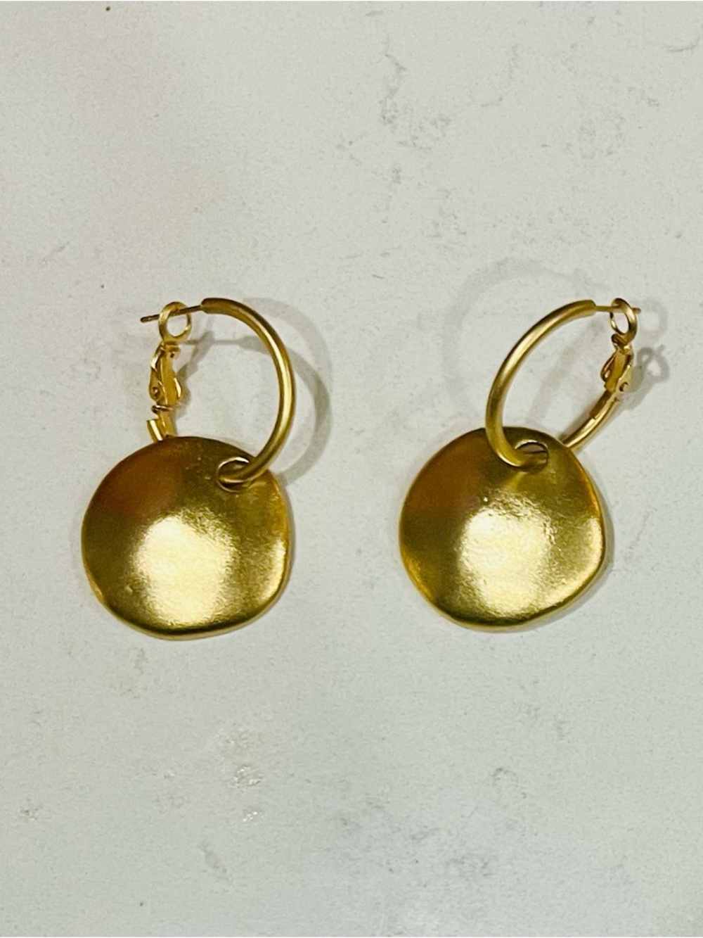 Vintage 1990s Matte Gold Disc Hoop Earrings Minimalist Designer Style - Picture 7 of 9